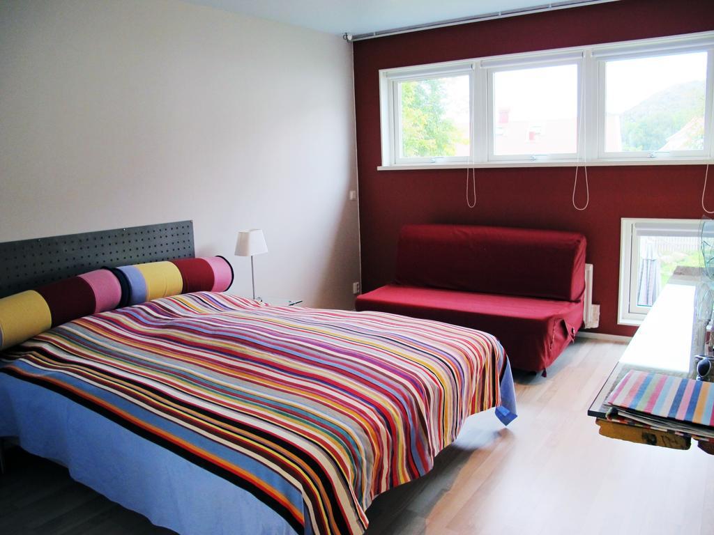 Noesundsgarden Hotell & Vandrarhem Екстериор снимка