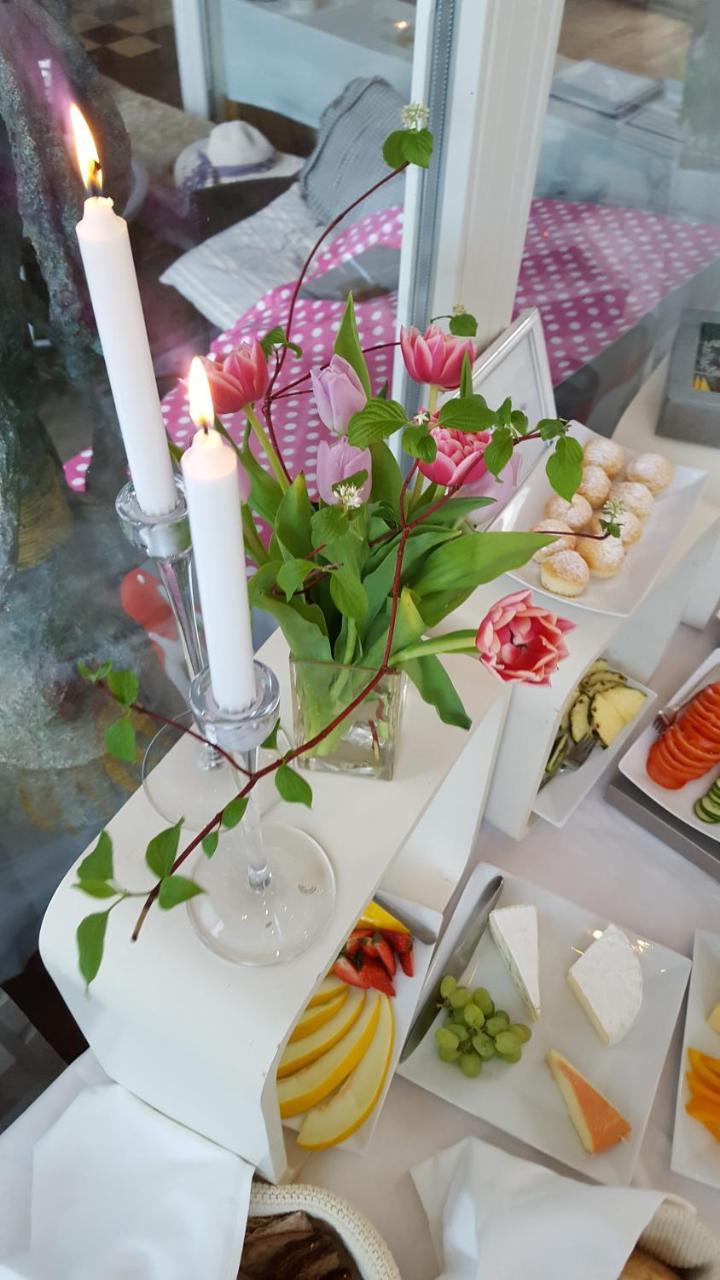 Noesundsgarden Hotell & Vandrarhem Екстериор снимка